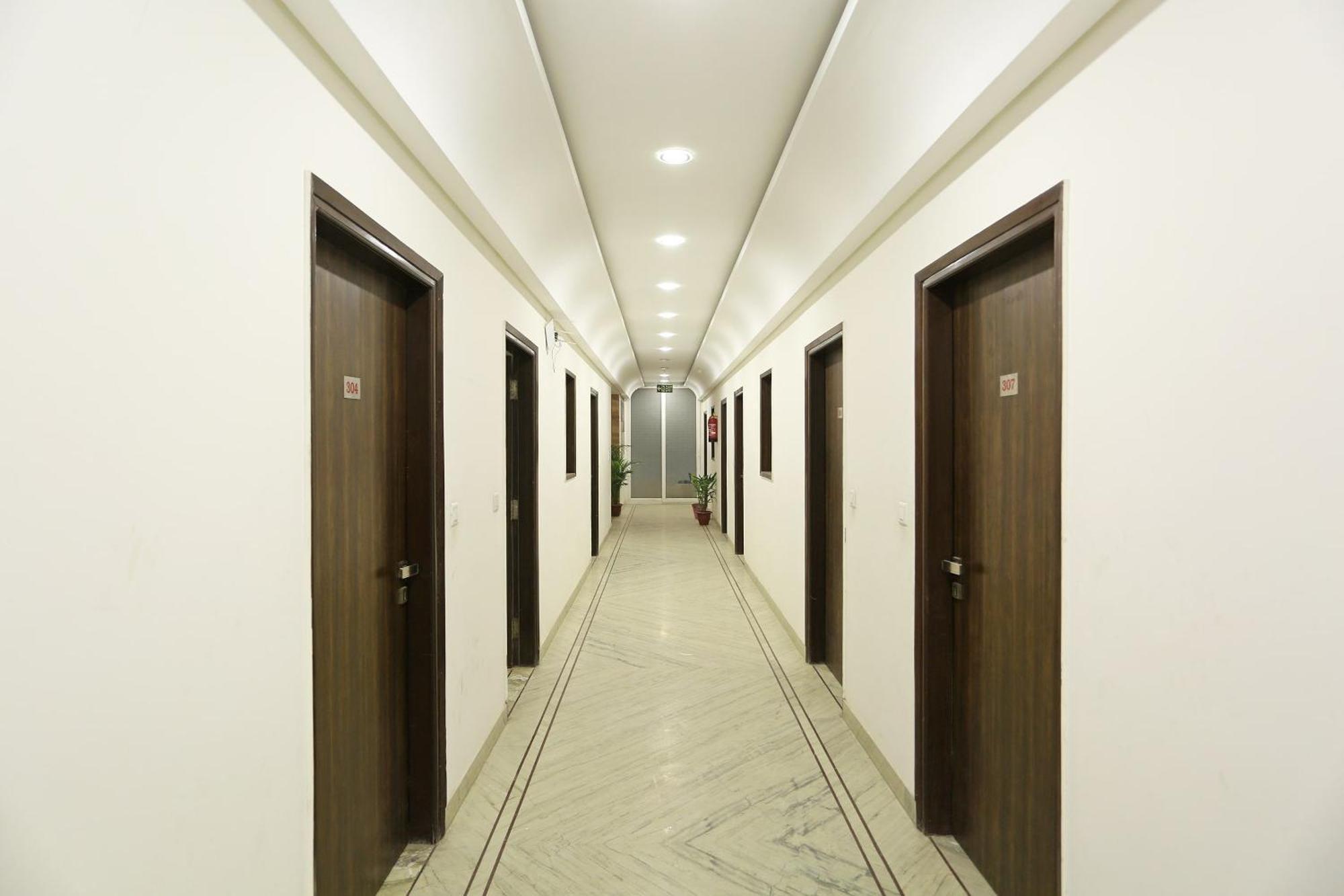 Hotel O Lakshya New Delhi Ngoại thất bức ảnh