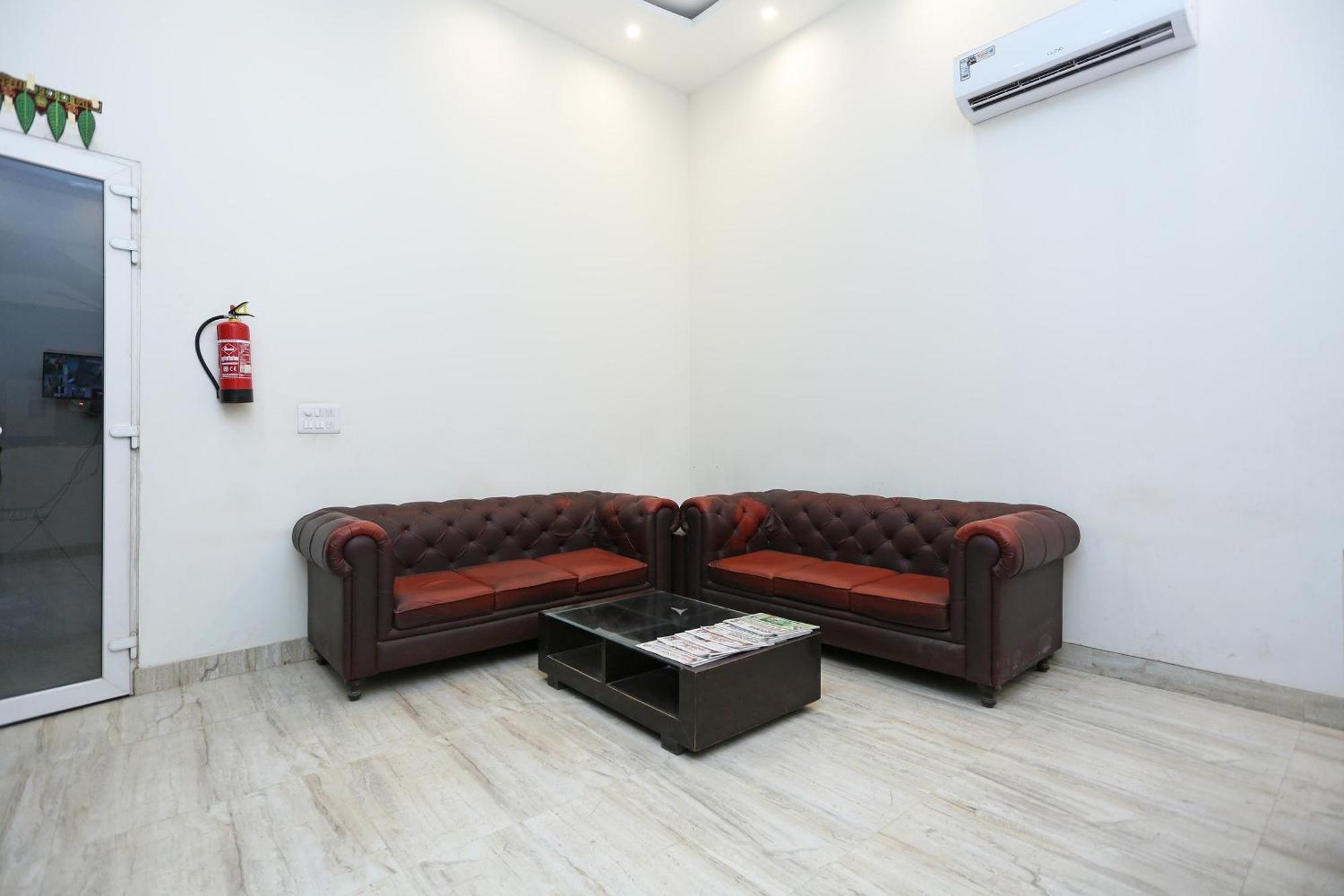 Hotel O Lakshya New Delhi Ngoại thất bức ảnh