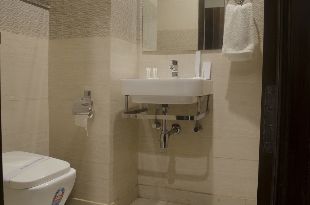 Hotel O Lakshya New Delhi Ngoại thất bức ảnh